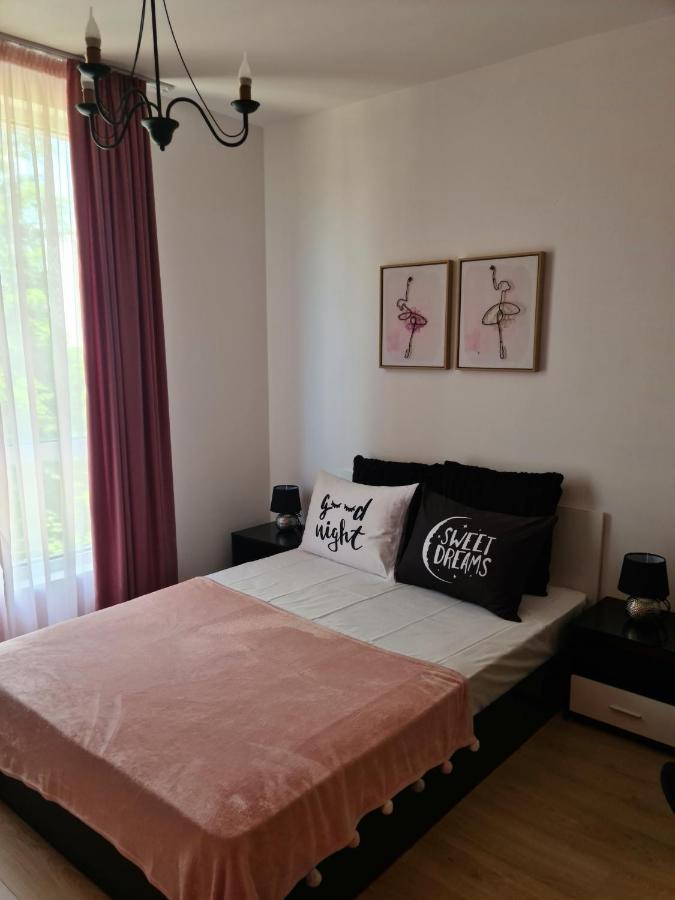 Appartamento Rose studio Burgas Esterno foto
